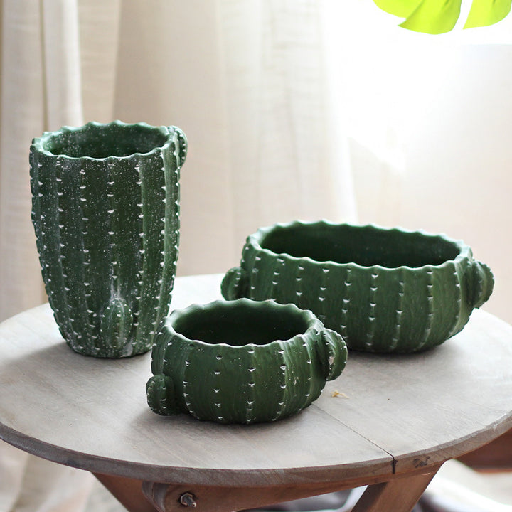 Decorative flower pot in cactus design