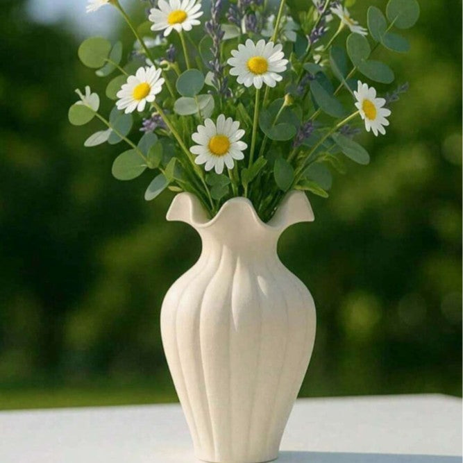 Decorative flower vase