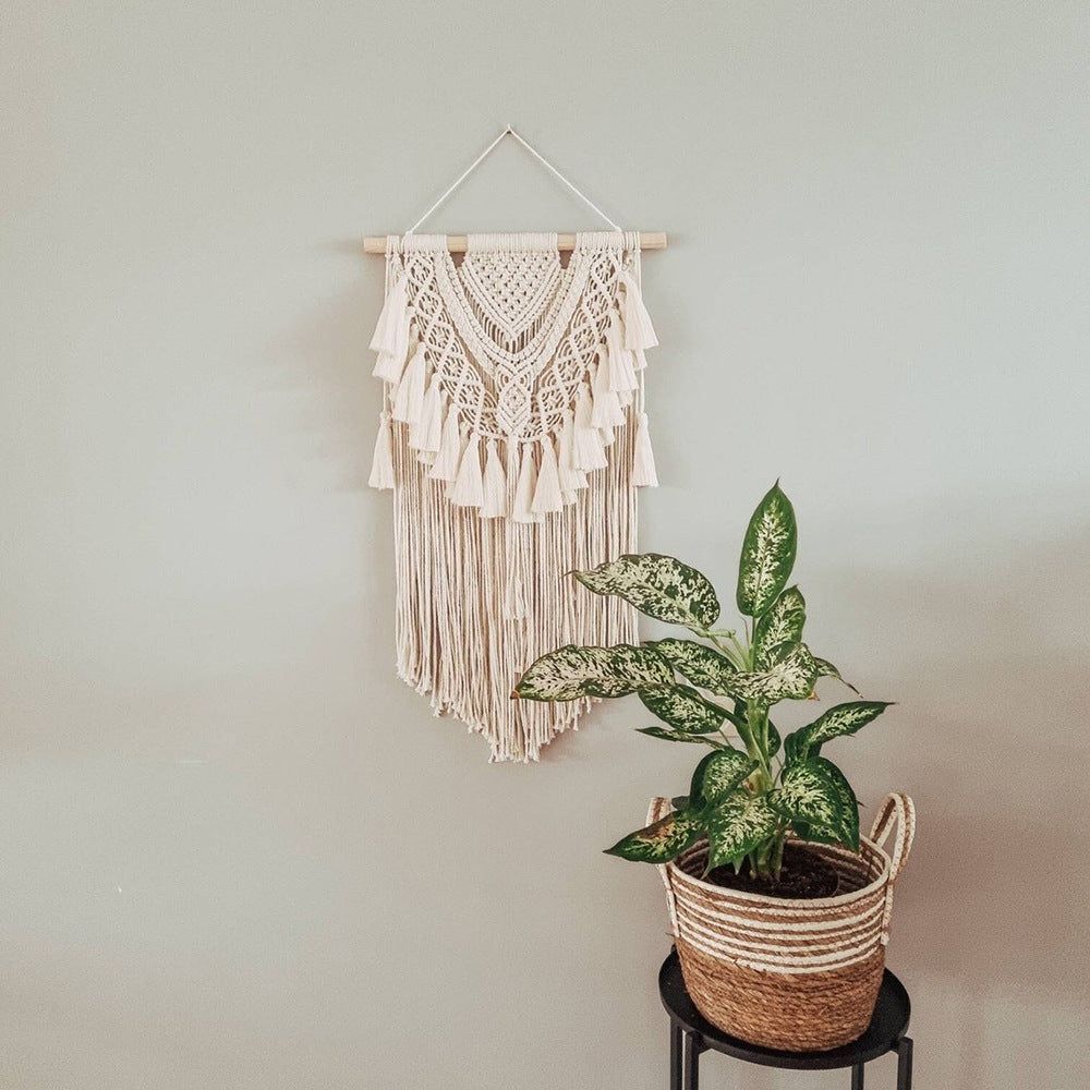 Elegant Macrame Wall Hanging in Bohemian Style