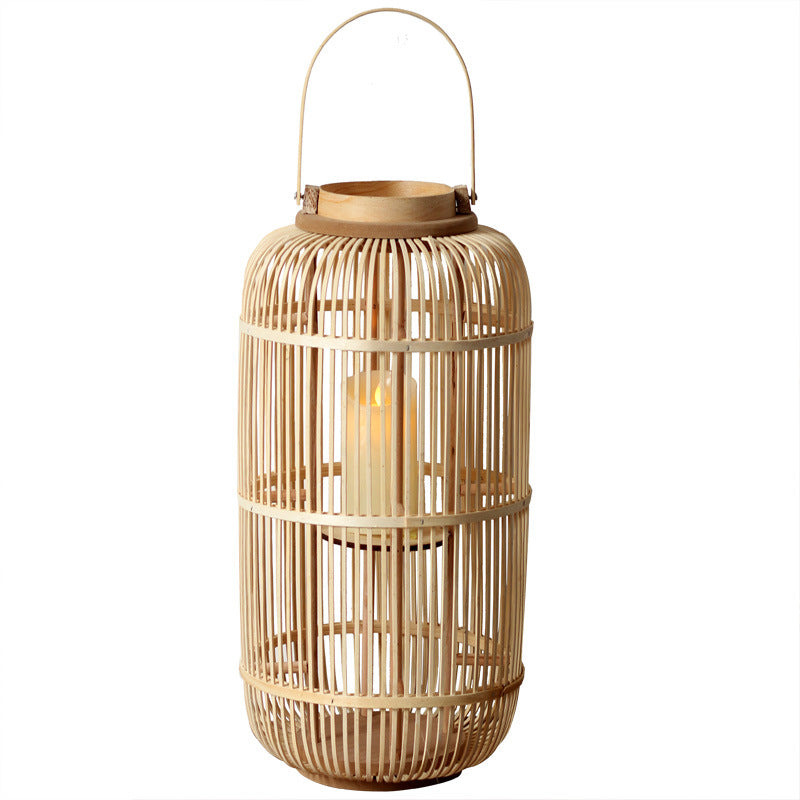 Long-lasting Rattan Lantern