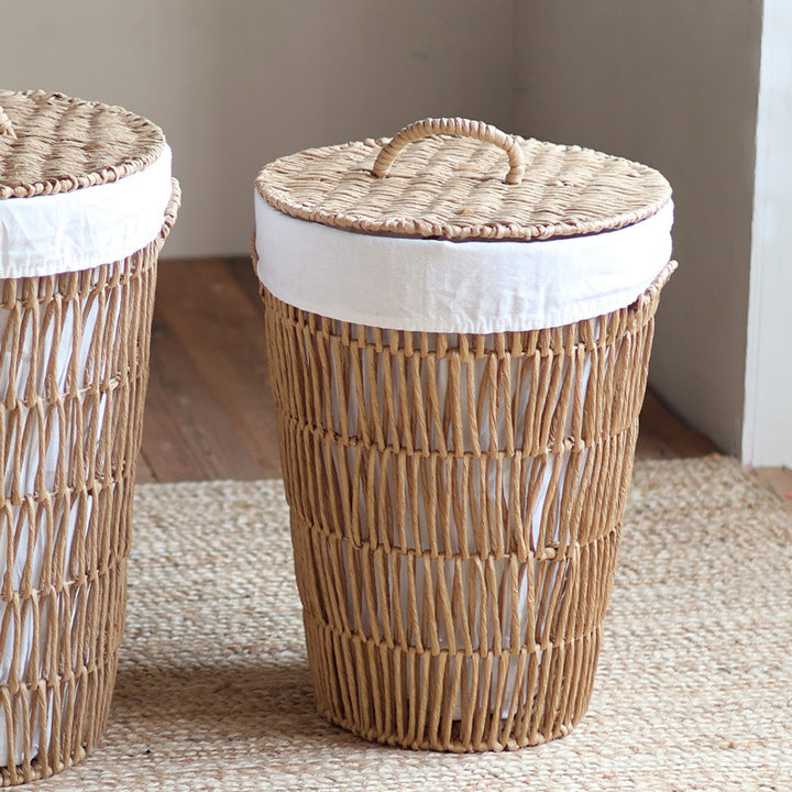 Rustic laundry basket with lid