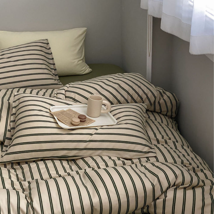 Decorative Bedding Set Avarnia