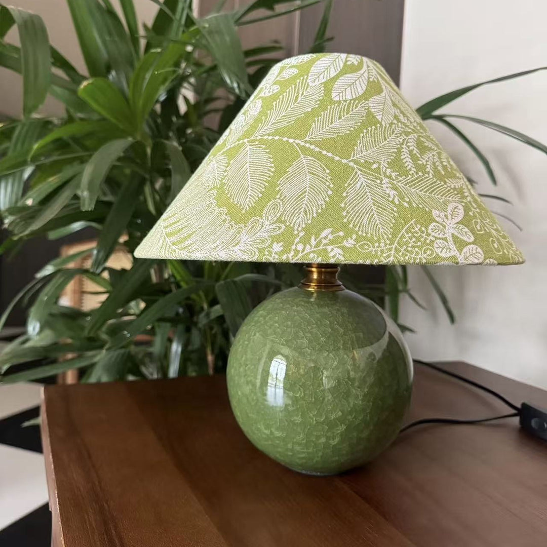 Botanically patterned table lamp