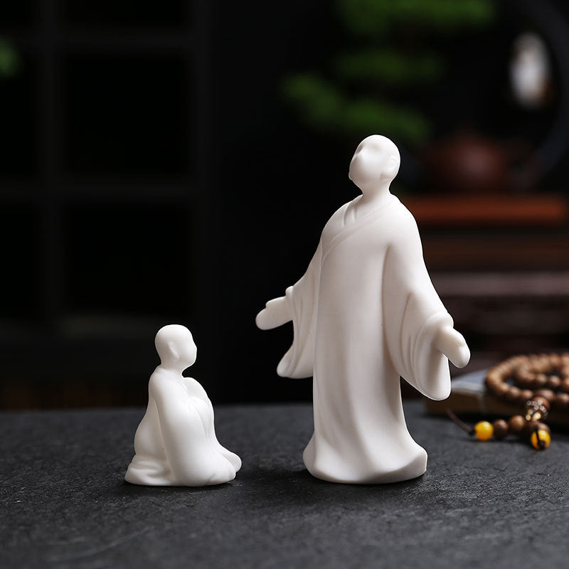 Elegant and modern Feng Shui sculpture