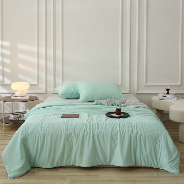 Decorative Light and Comfortable Duvet Cover Set Avarnia