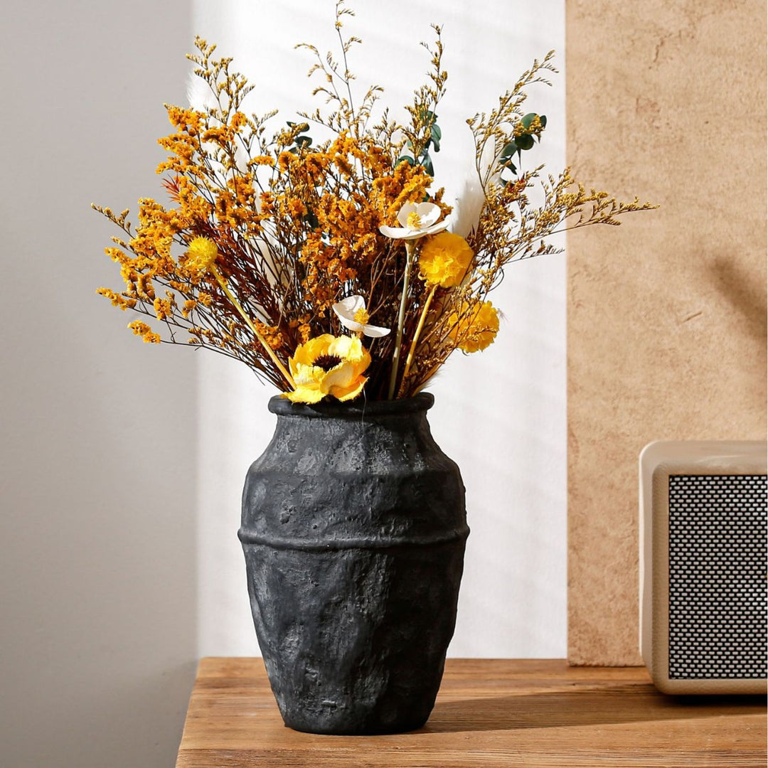 Decorative flower vase