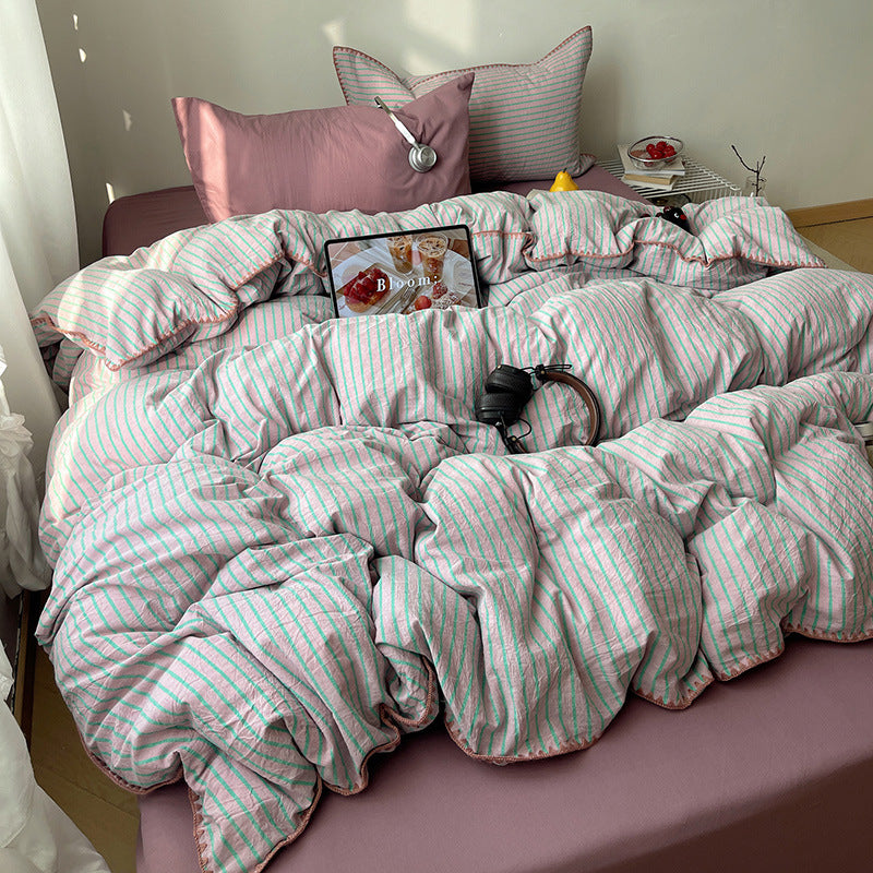 Decorative Striped Duvet Cover Set Avarnia