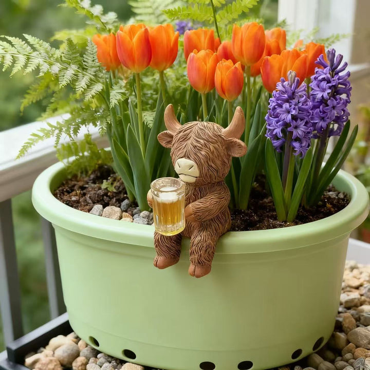 Decorative Highland Cattle Figure