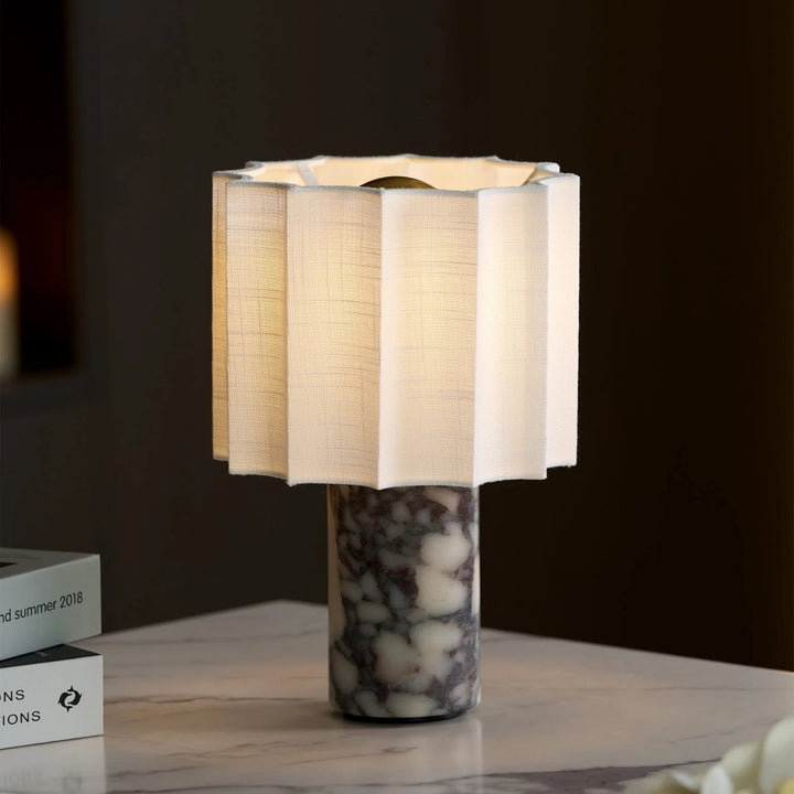 Decorative table lamp