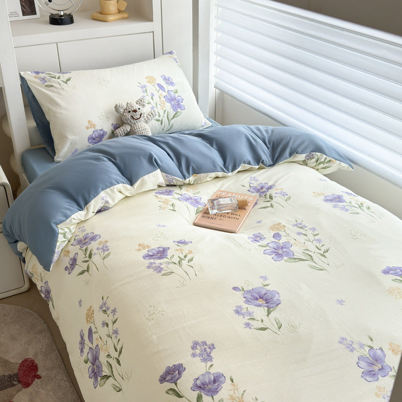 Polka Dot Comforter and Pillow Set