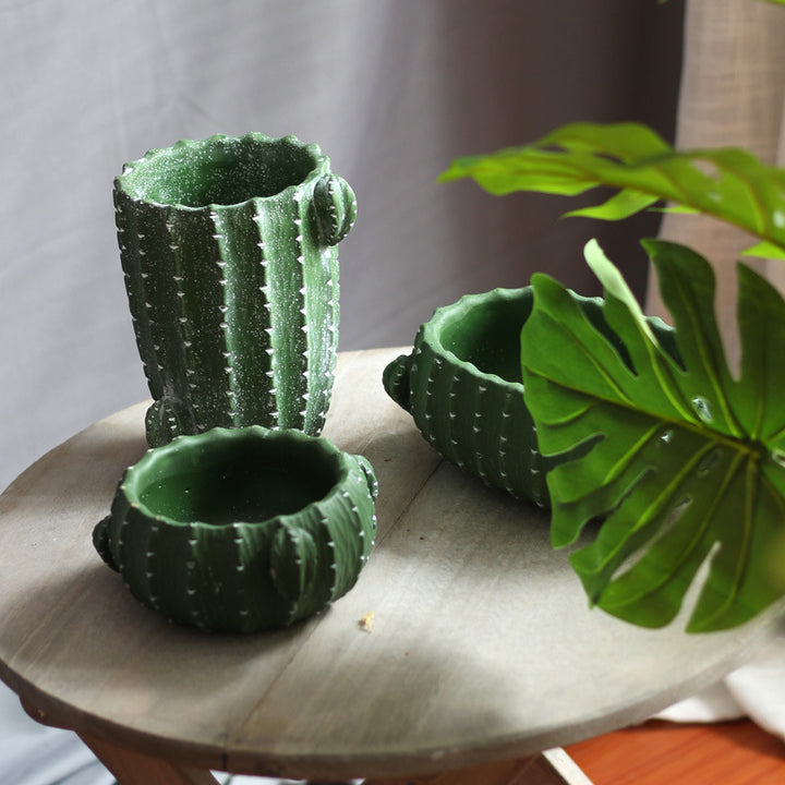 Decorative flower pot in cactus design