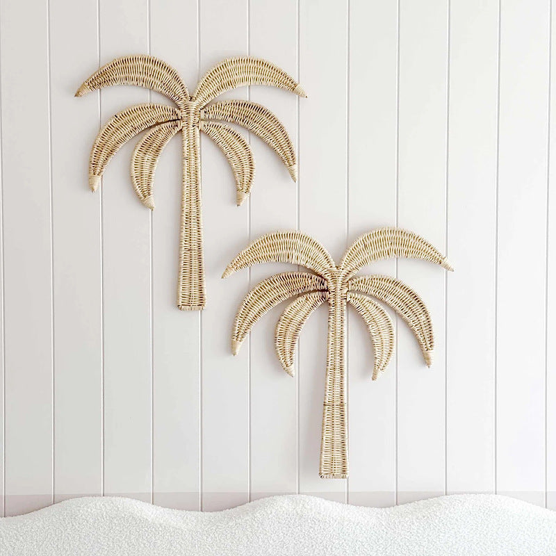 Wall decoration in palm design