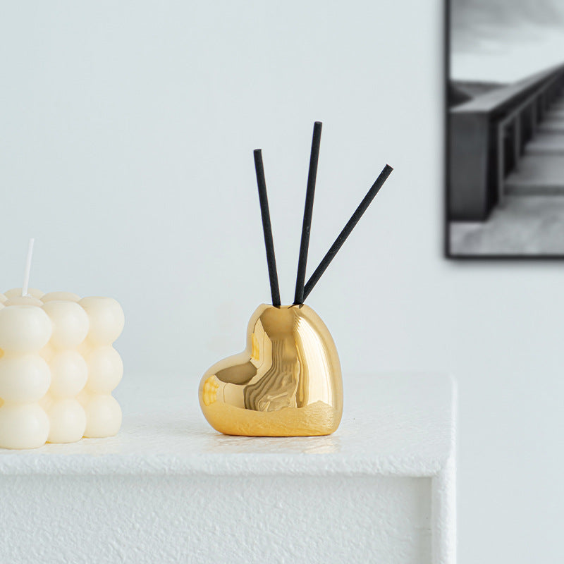 Elegant Decorative Heart Figure