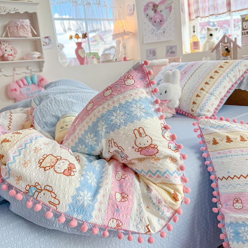 Heart Patterned Decorative Pillow and Duvet Cover Set