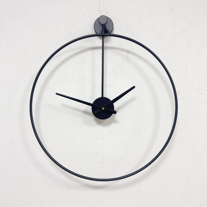Modern Minimalist Wall Clock