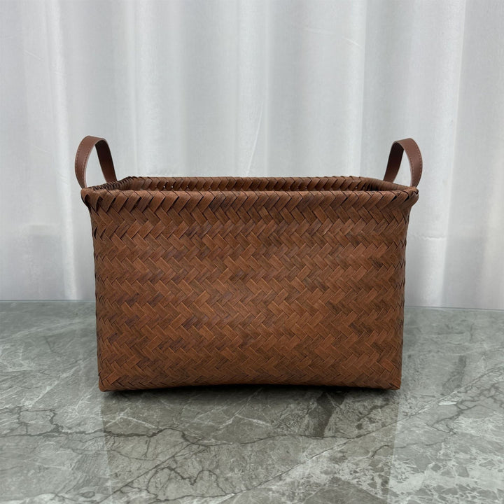 Storage basket