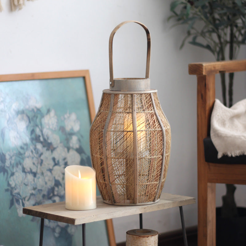 Decorative Rattan Lamp