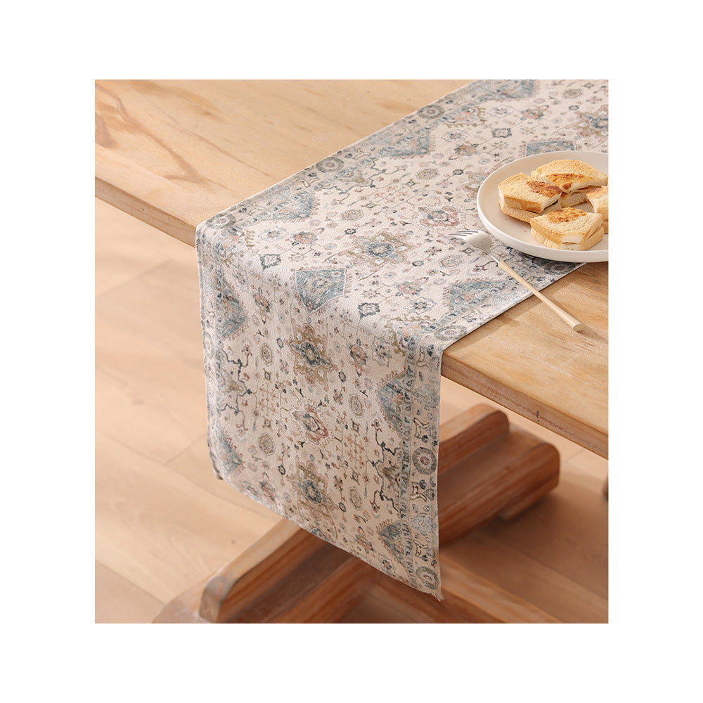 Table runner in Persian-inspired vintage pattern made of woven cotton blend