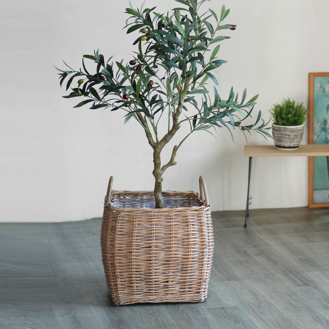 Braided storage basket