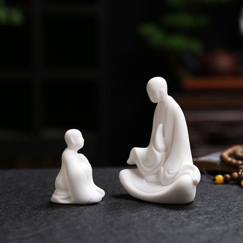 Elegant and modern Feng Shui sculpture