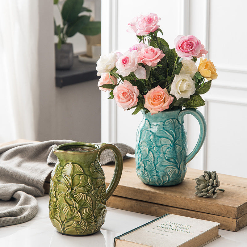 Decorative plant pot