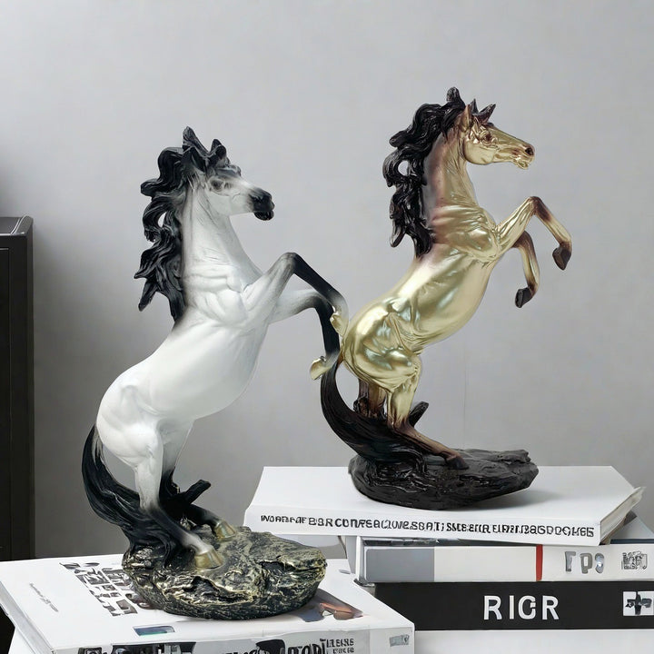 Decorative horse sculpture