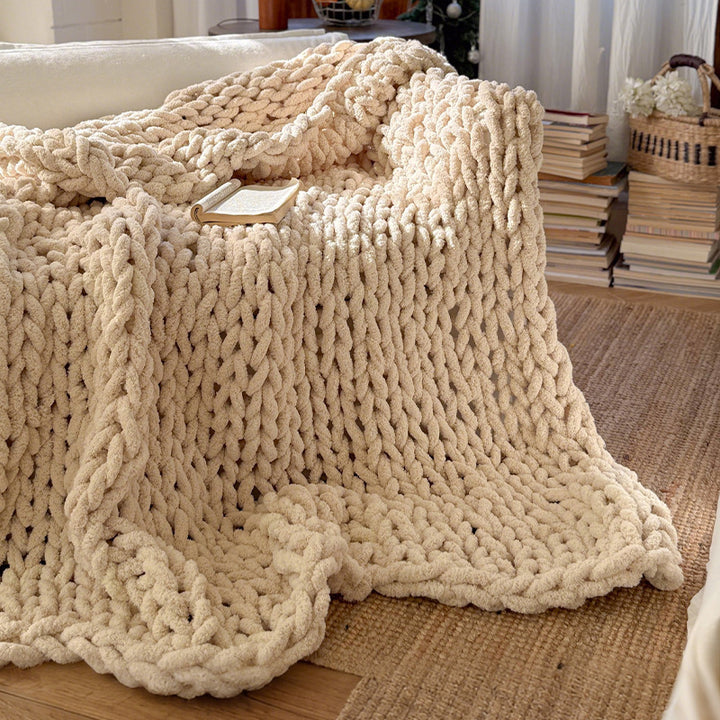 Chunky Knit Cozy Throw Blanket