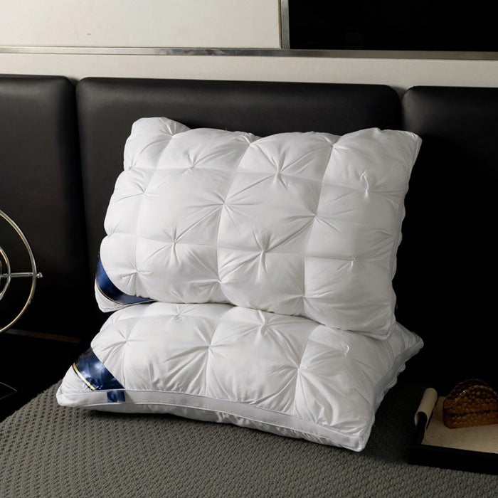 Decorative Plush Support Pillow Avarnia