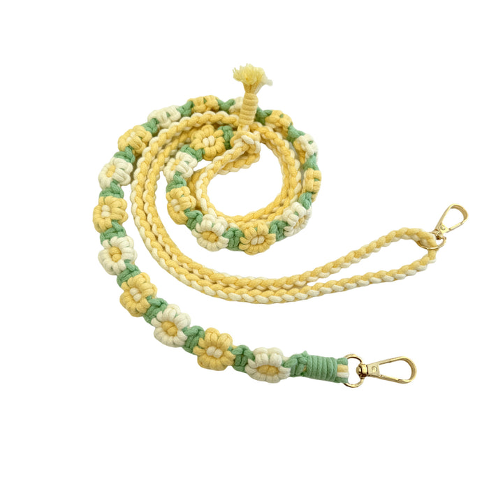 Macrame Pet Leash with Floral Detailing