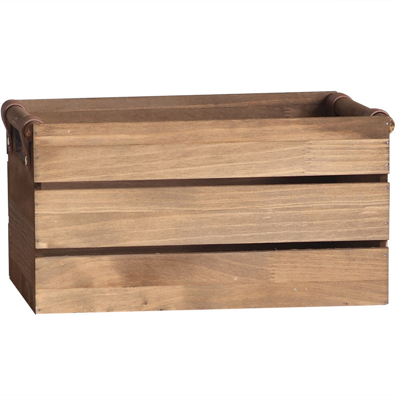 Robust storage basket made of wood