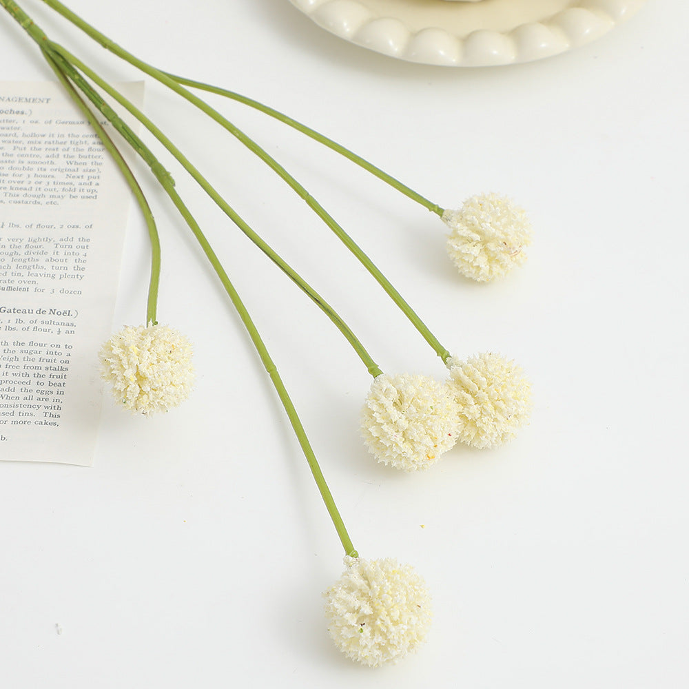 Artificial flower stem with detailed blooms