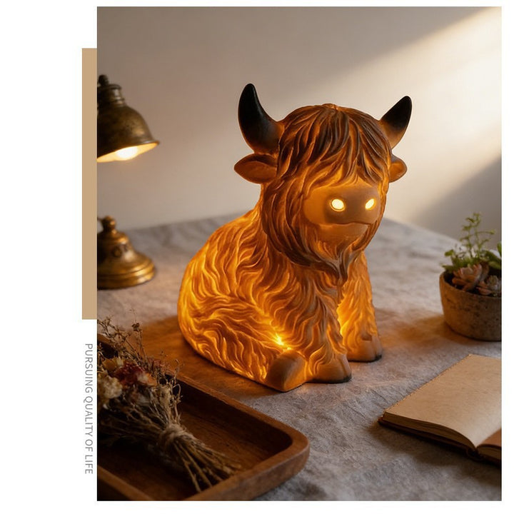 Decorative Highland Cattle Lamp