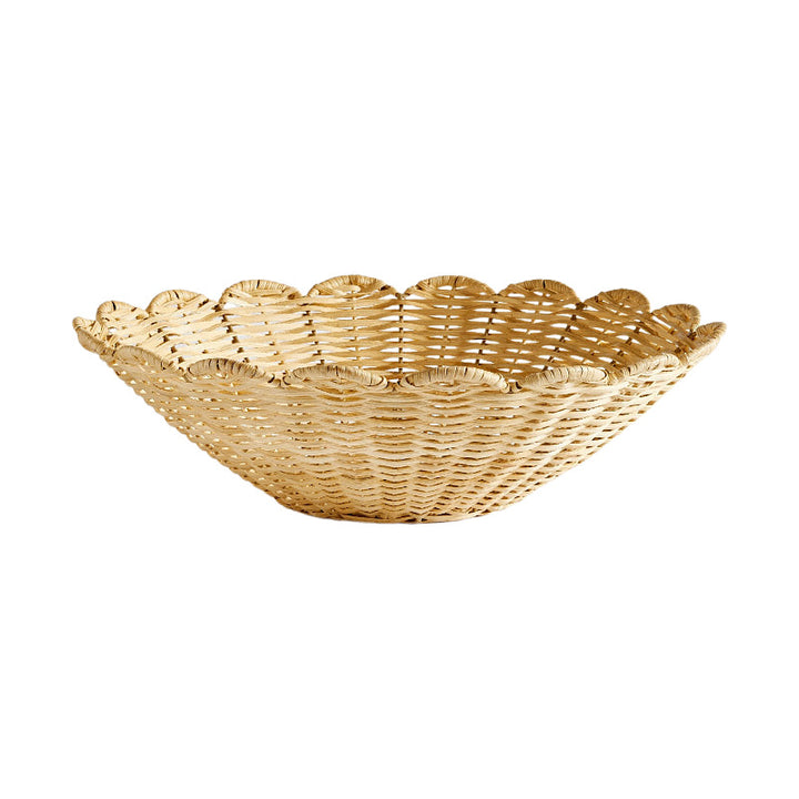 Decorative fruit basket with artistic weaving