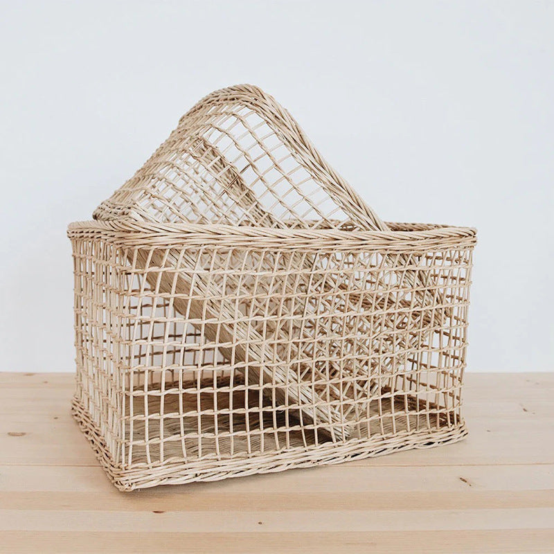 Storage basket with woven design