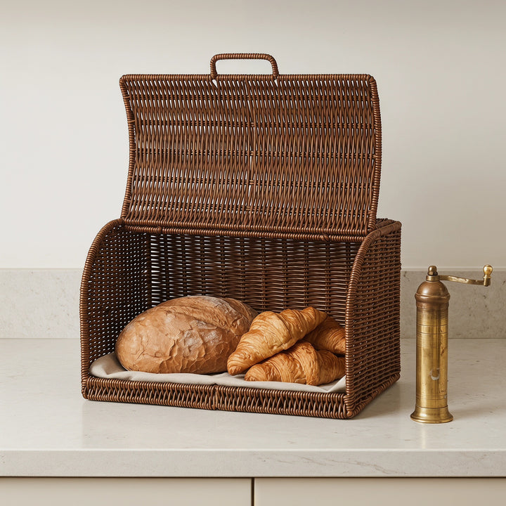 Bread basket with lid