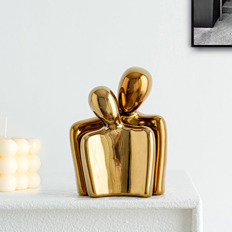 Artistic Amour Sculpture