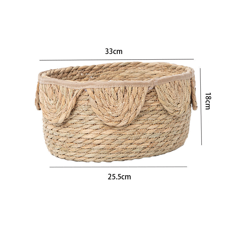 Stylish storage basket with wave rim