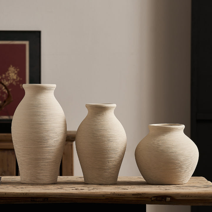 Elegant ceramic vase with textured design