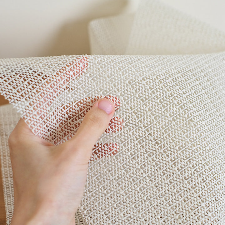 Non-slip and breathable anti-slip mesh mat for furniture, carpets, and drawers