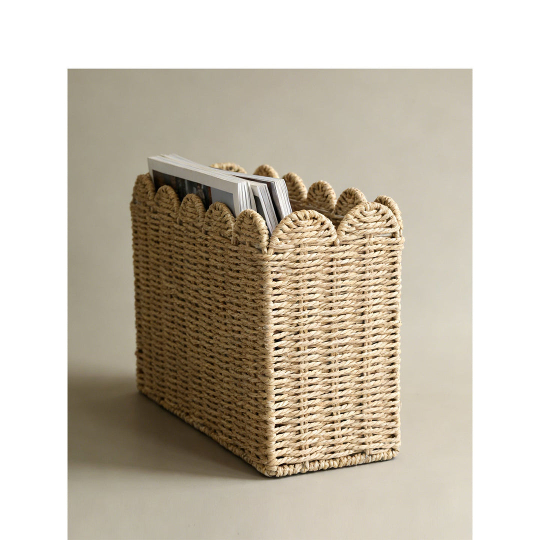 Decorative storage basket with waved edge