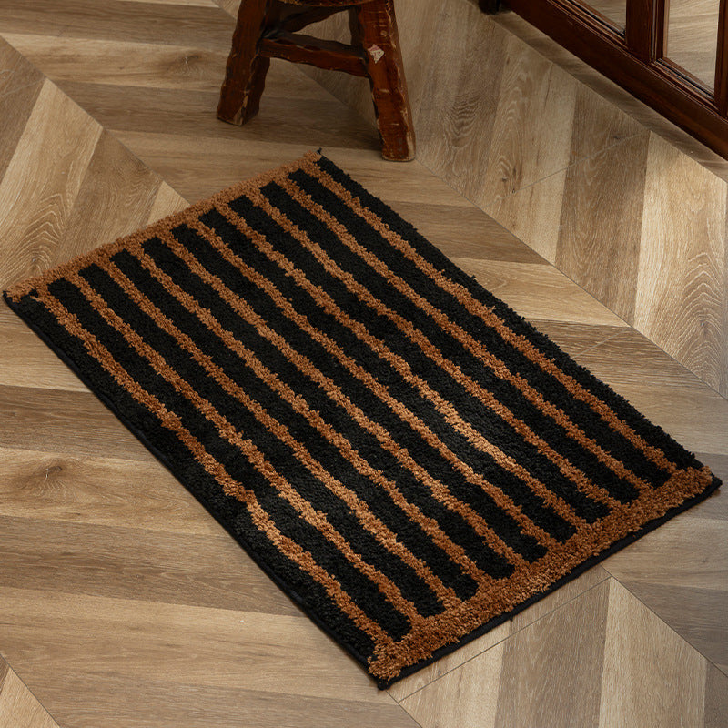 Coconut and polypropylene doormat with non-slip latex backing and striped structure