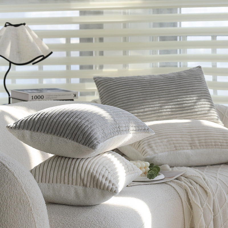 Rectangular velvet cushion cover with fine cord structure and concealed zipper