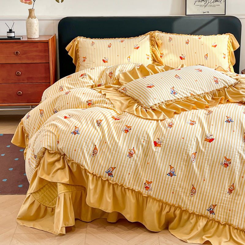 Floral Ruffled Bedding Set