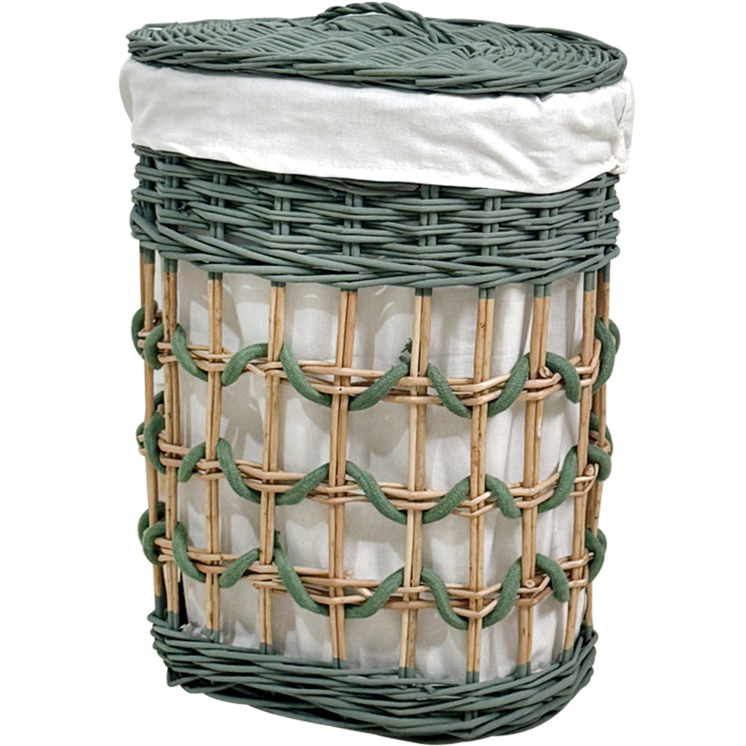 Stylish laundry basket with removable inner lining