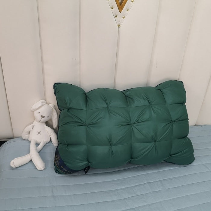 Decorative Plush Support Pillow Avarnia