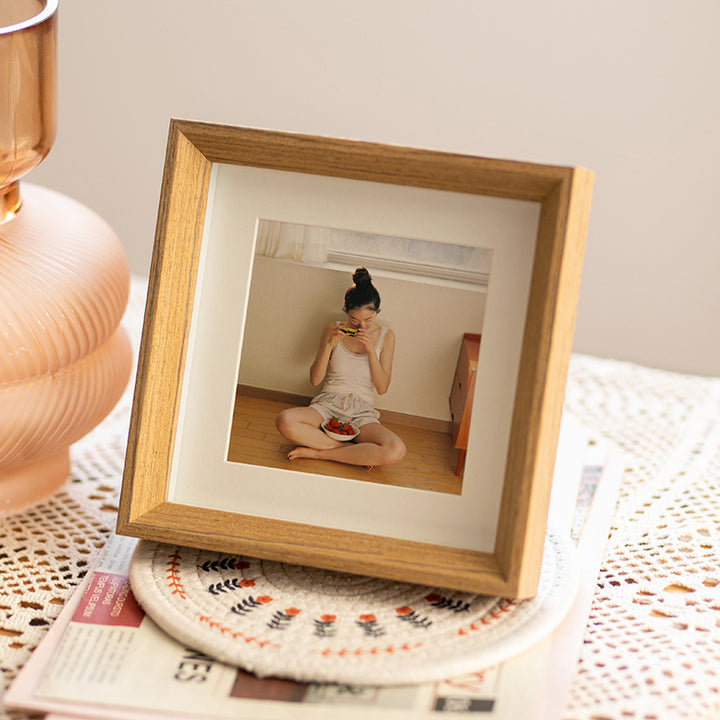 Modern Minimalist Photo Frame