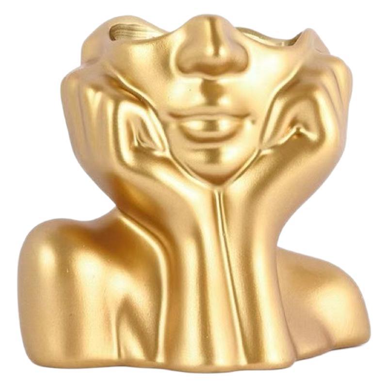 Stylish decorative figure