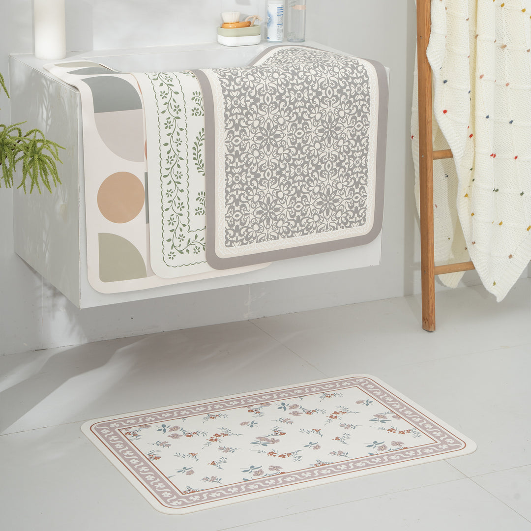 Avarnia Bath Mat Set made of soft microfiber with non-slip latex backing and delicate ornamental print