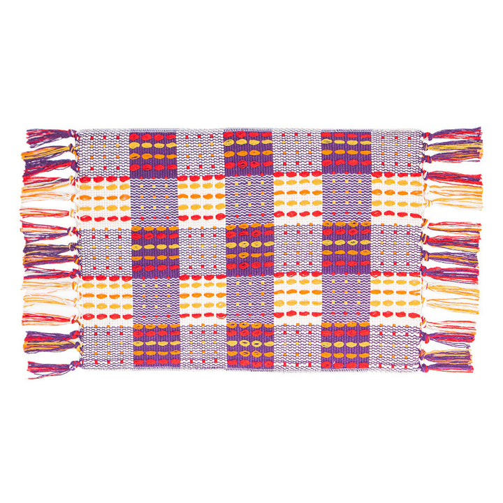 Woven placemat made of cotton in buffalo check with fine structured surface