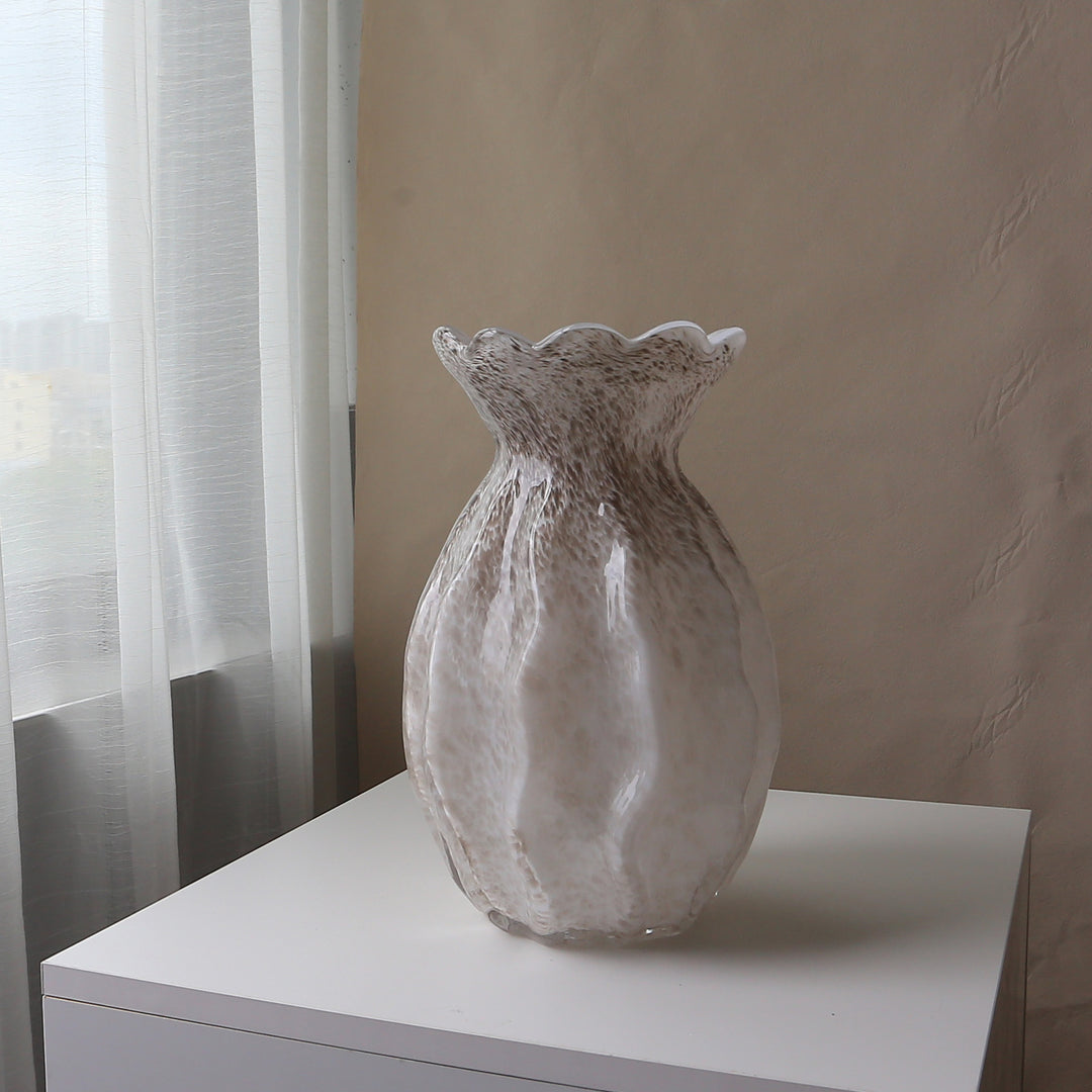 Handcrafted Pebbled Scalloped-Rim Decorative Bud Vase